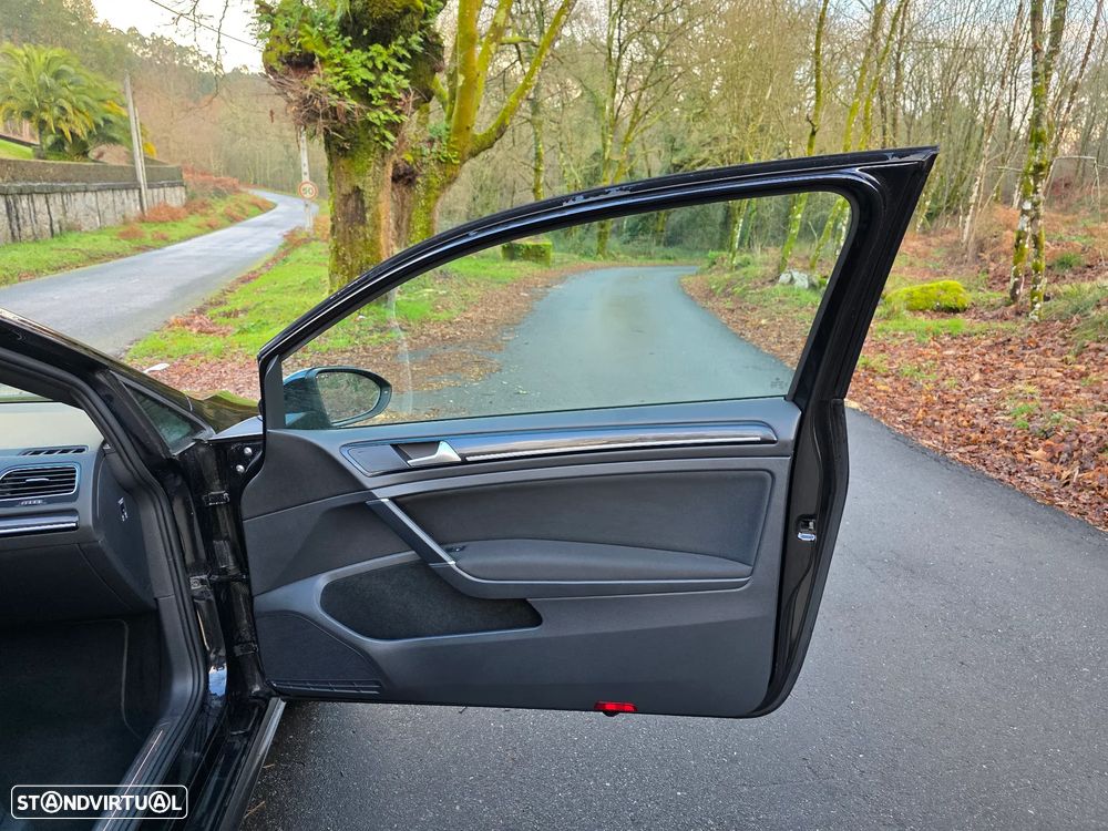 VW Golf GTD (BlueMotion ) - 14