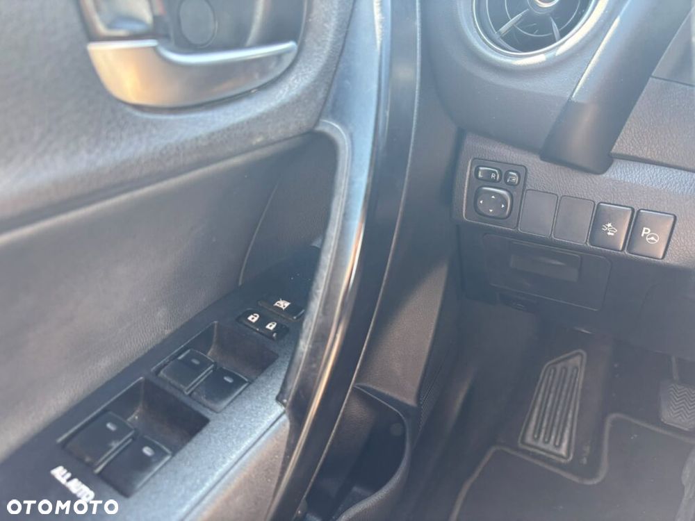 Toyota Corolla 1.6 Life - 12