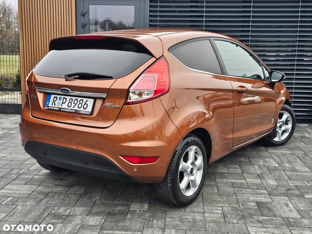 Ford Fiesta 1.0 EcoBoost Titanium - 4