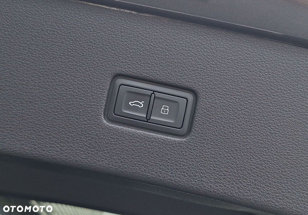 Audi SQ8 - 28