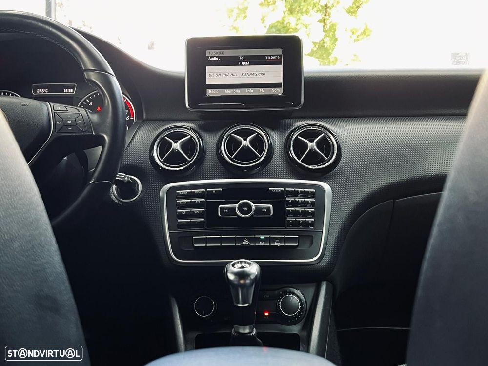 Mercedes-Benz A 180 d Urban - 25