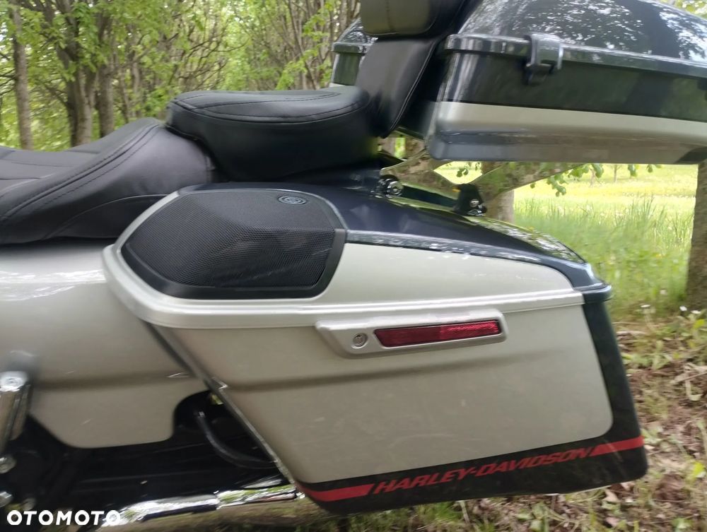 Harley-Davidson CVO Street Glide - 27