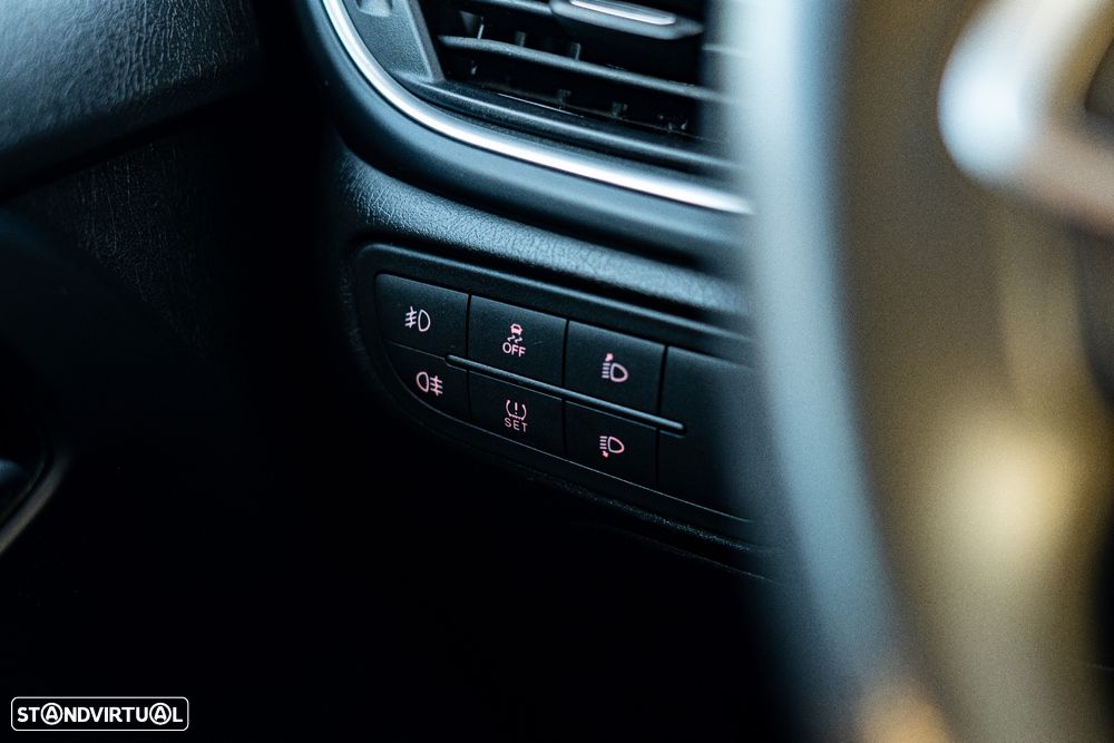 Fiat Tipo Station Wagon 1.6 M-Jet Lounge Tech J17 DCT - 30