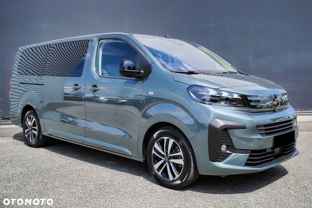 Peugeot Traveller - 3