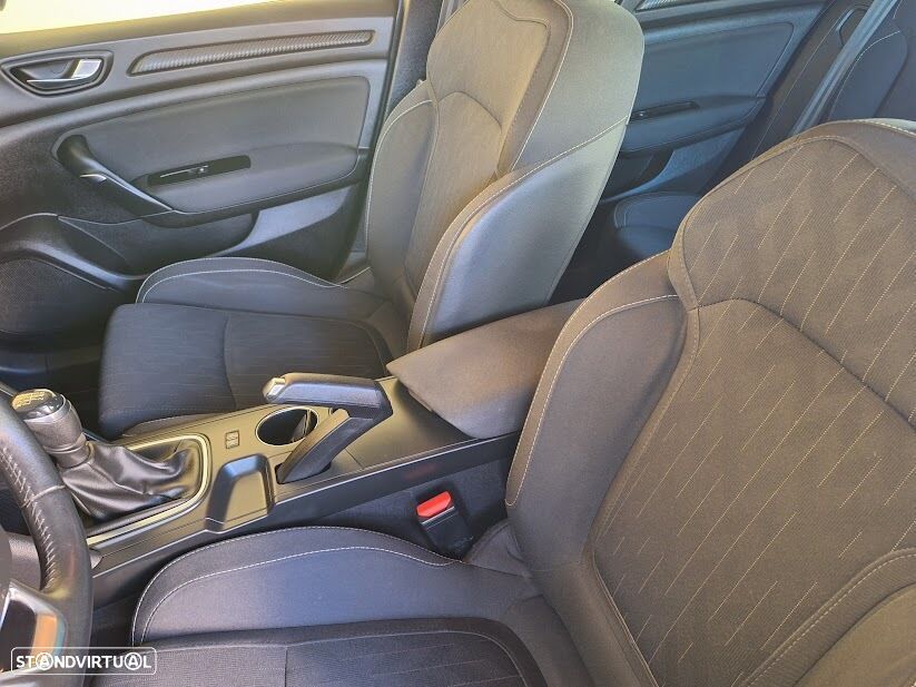 Renault Mégane Sport Tourer 1.3 TCe Limited - 8