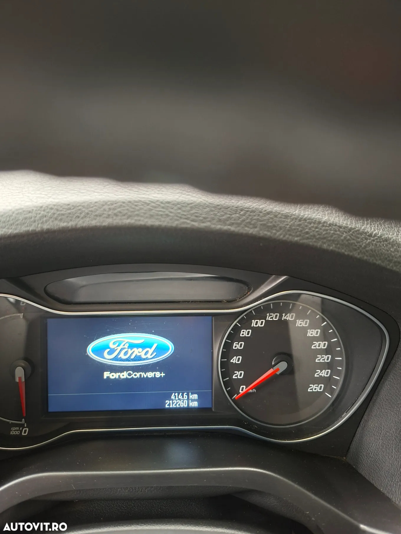 Ford S-Max 2.0 TDCi Powershift Titanium - 4