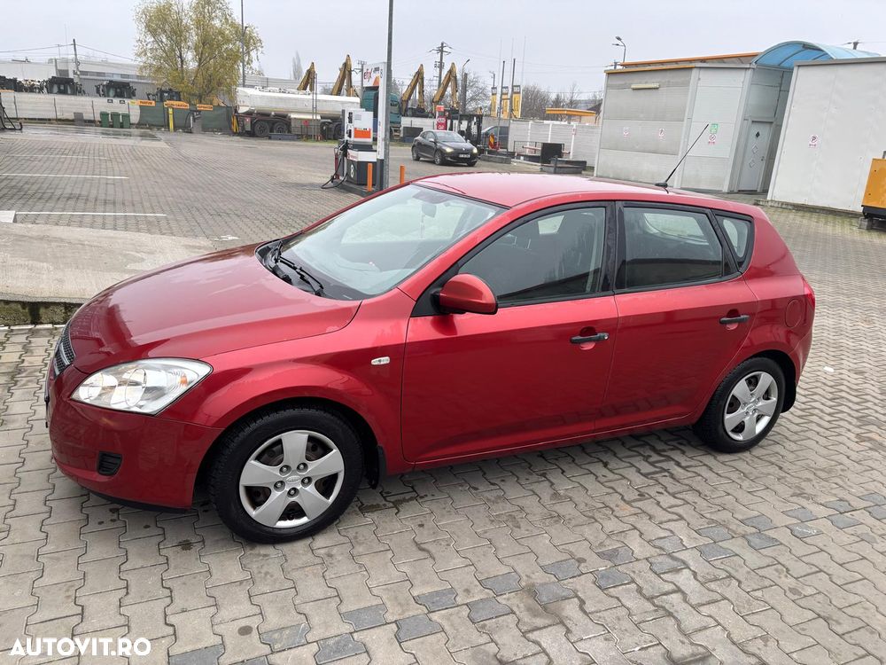 Kia Ceed 1.4 GSL BEST - 12