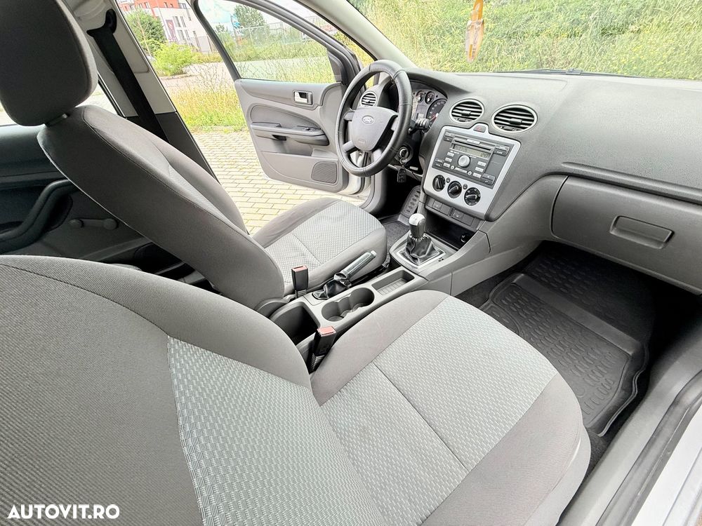 Ford Focus 1.6 TDCi Trend - 8