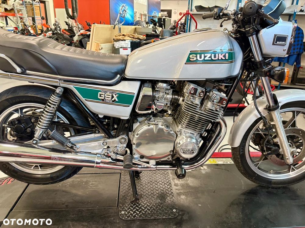 Suzuki GSX - 15