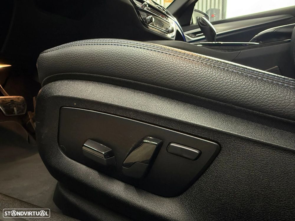 BMW 530 e iPerformance Pack M - 36