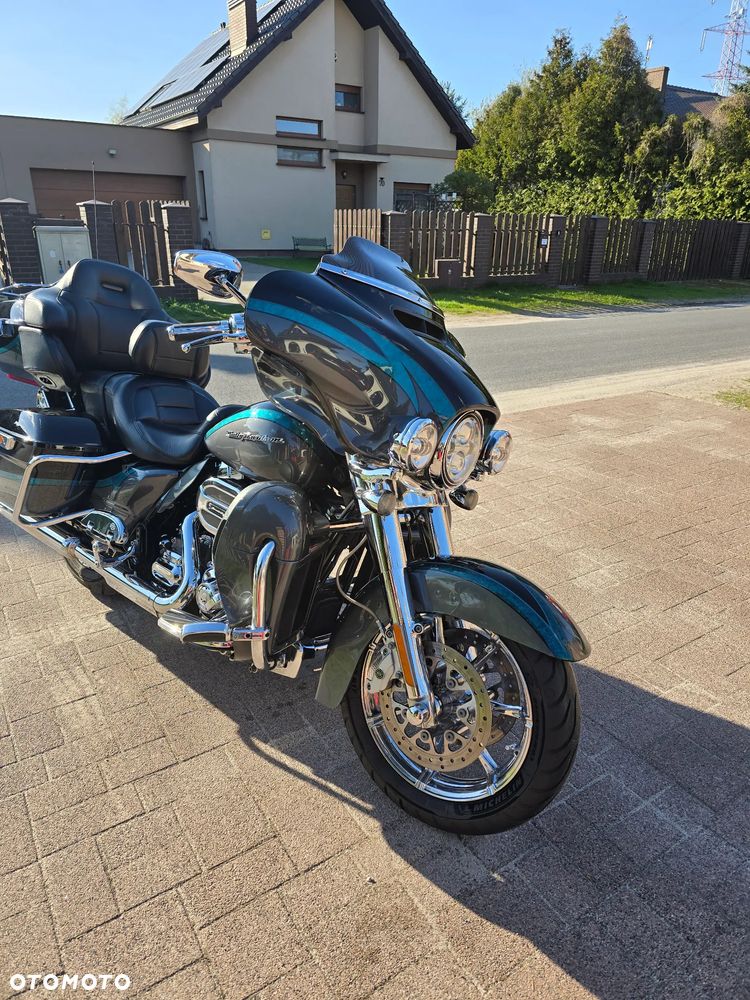 Harley-Davidson FLHTCU Ultra - 16