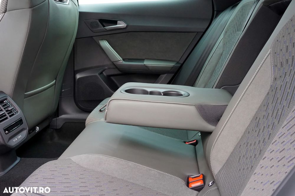 Cupra Formentor 1.5 eTSI DSG Tribe Edition - 35