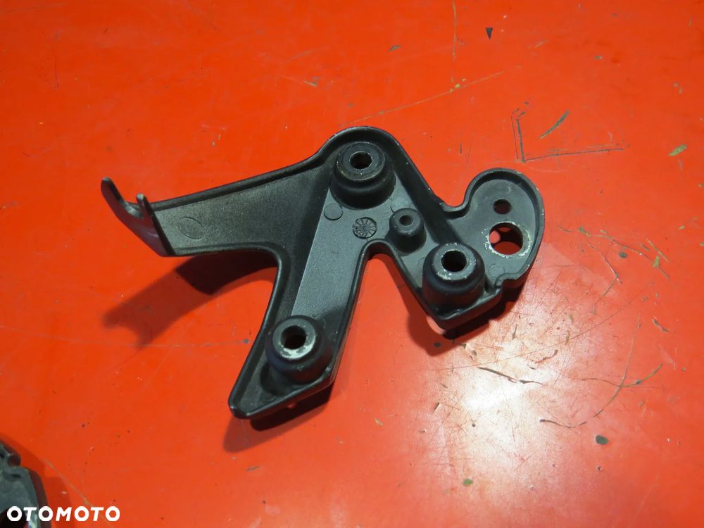 HONDA HORNET 600 PC36 03 mocowanie uchwyt stelaż mocowanie - 5