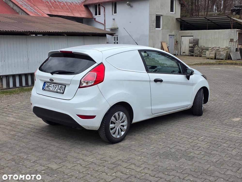 Ford Fiesta 1.5 TDCi Celebration - 13