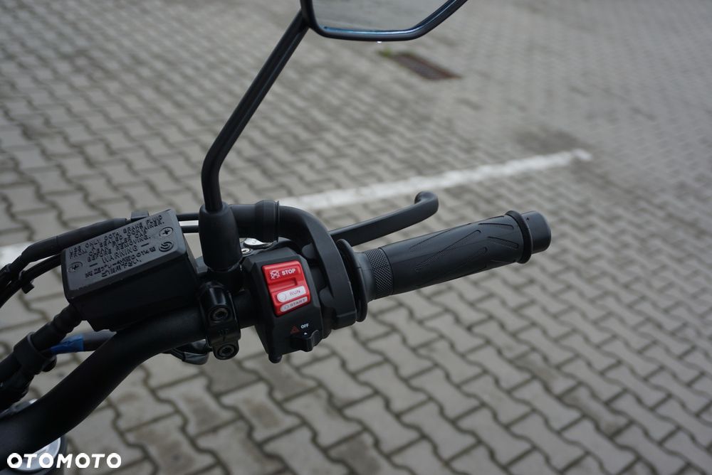 Yamaha XSR - 14