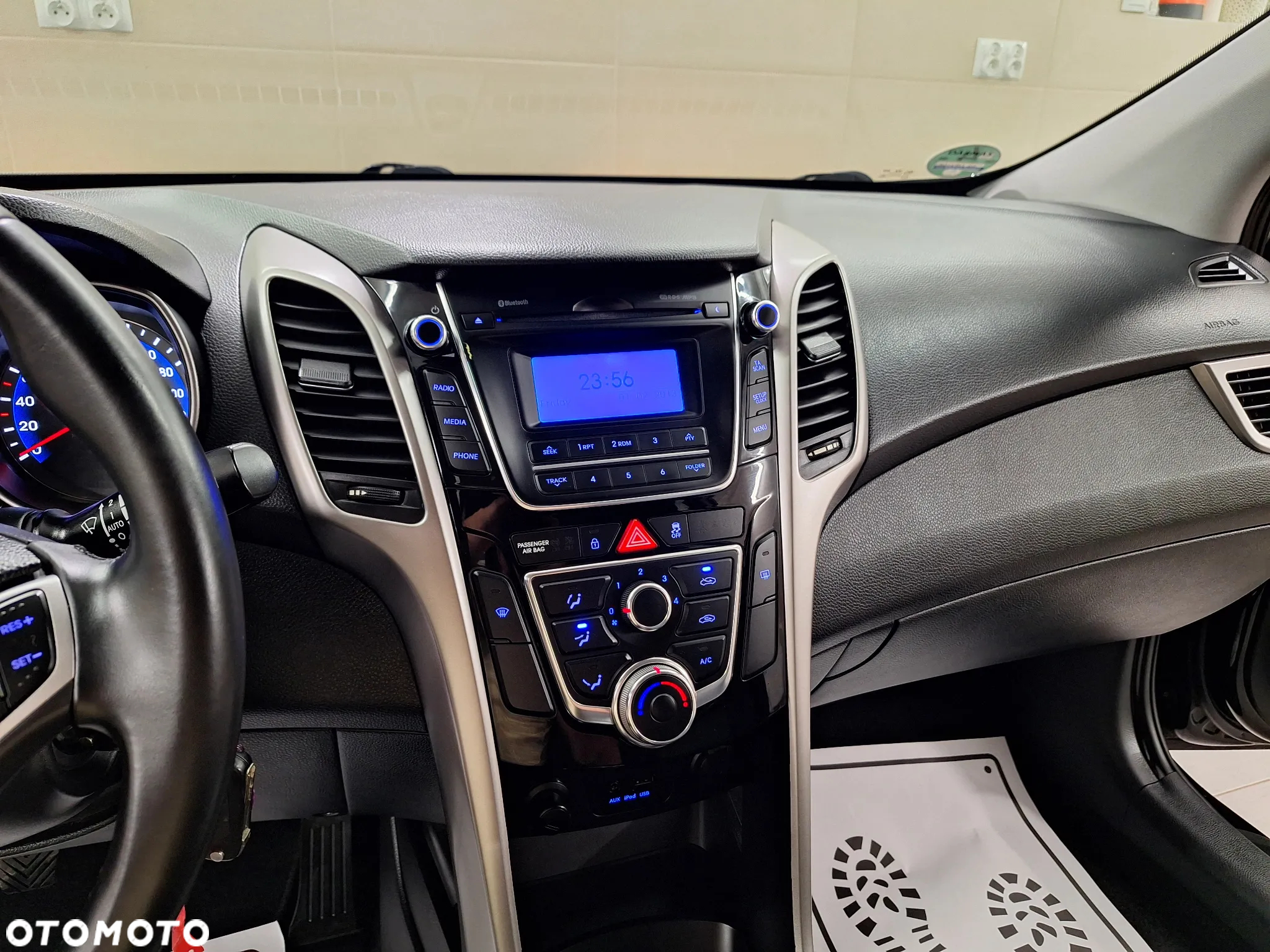 Hyundai i30 Kombi 1.4 Passion Plus - 31