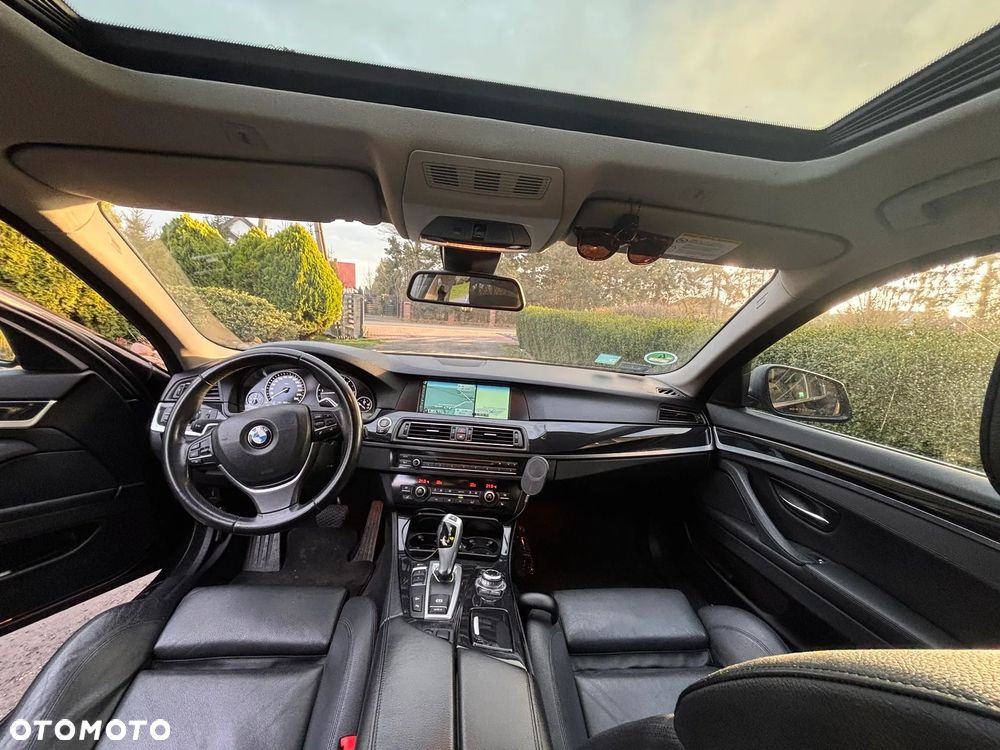 BMW Seria 5 530d Sport-Aut - 14
