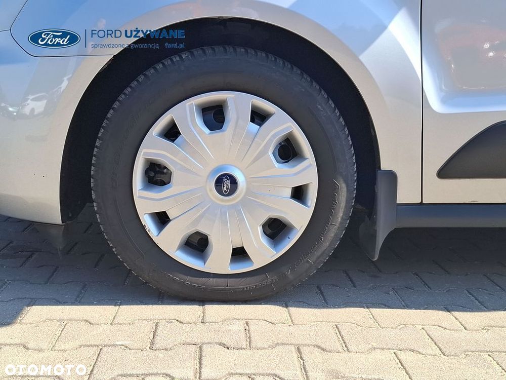 Ford Transit Connect - 23