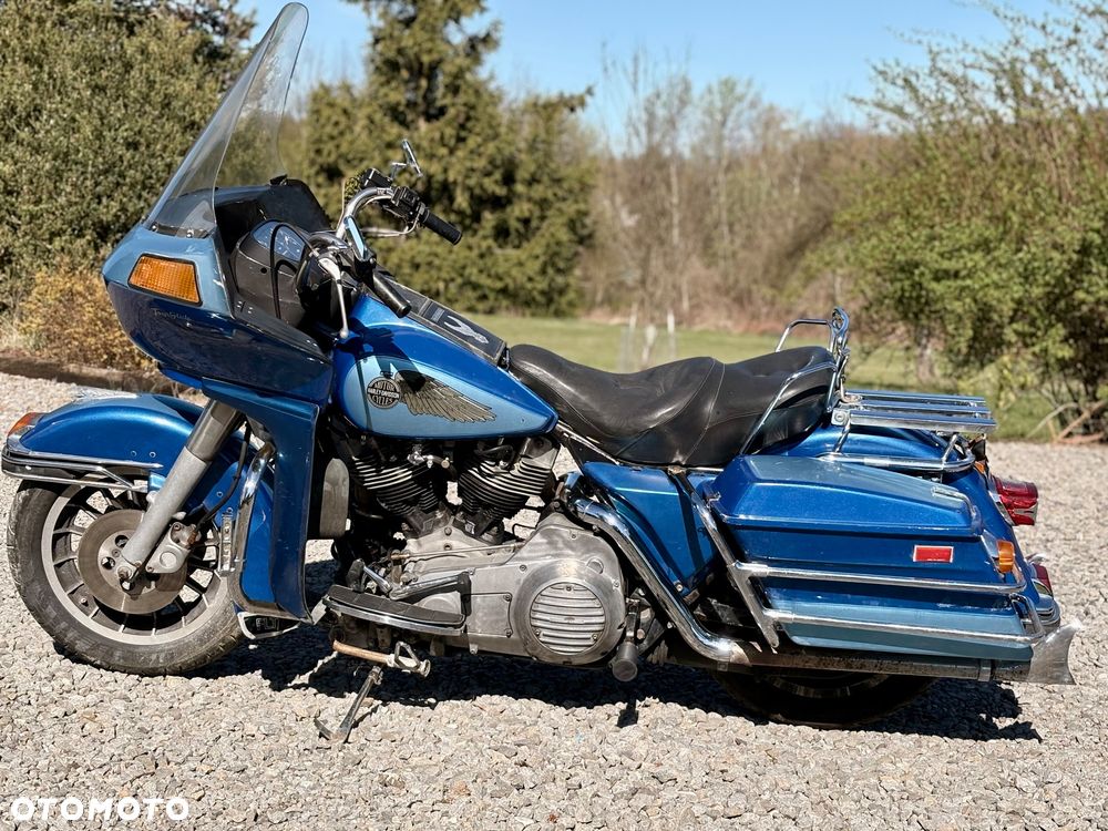 Harley-Davidson Touring Road Glide - 2