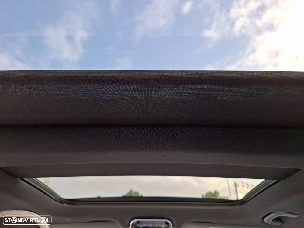 Mercedes-Benz C 300 de AMG Line - 16