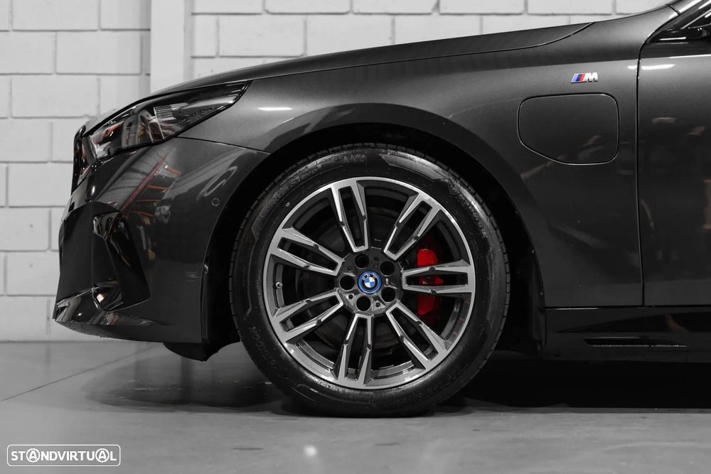 BMW 530 e Pack Desportivo M Pro - 24