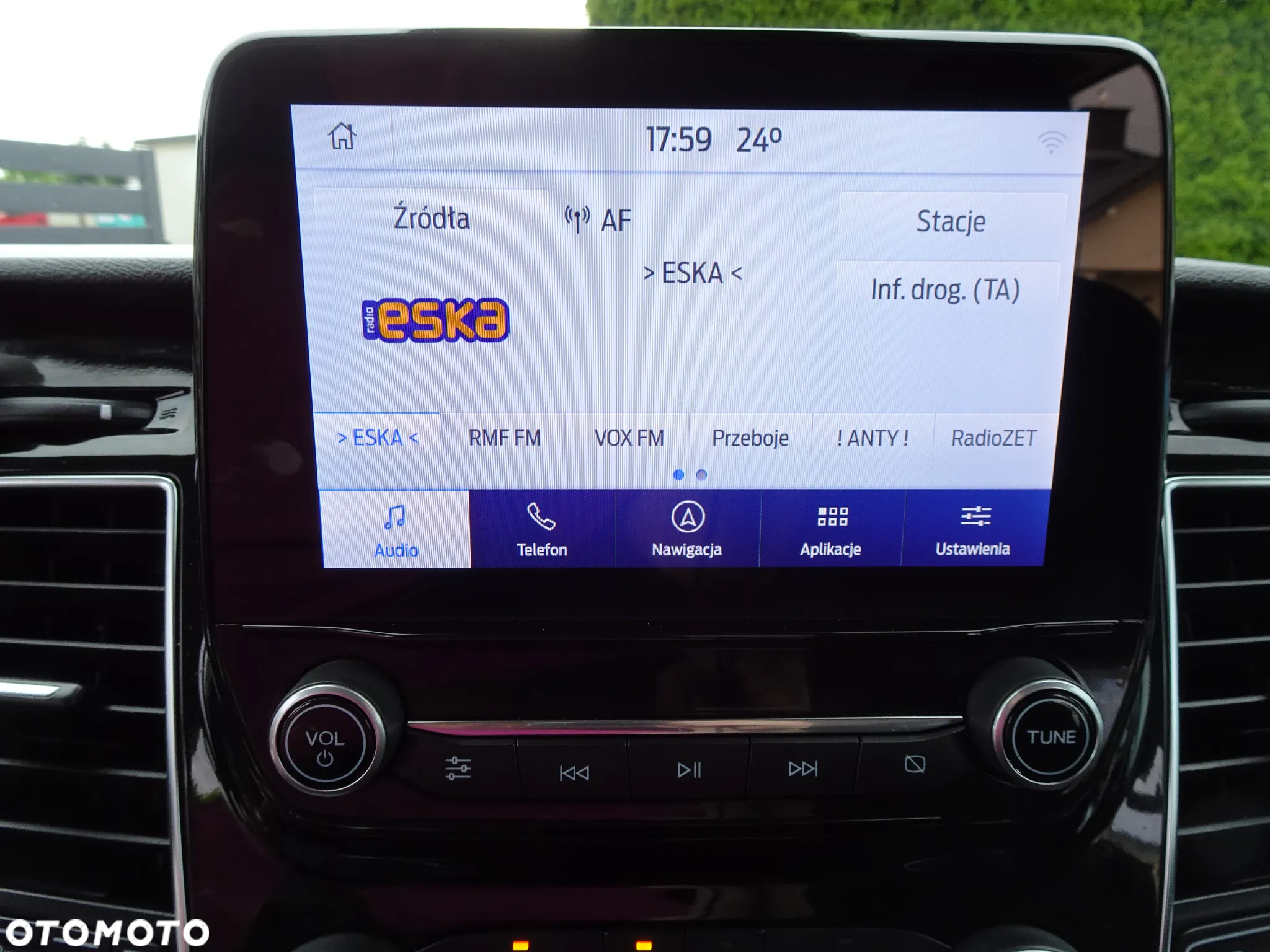 Ford Transit Custom 320 L2H1 Limited (bryg.) - 30