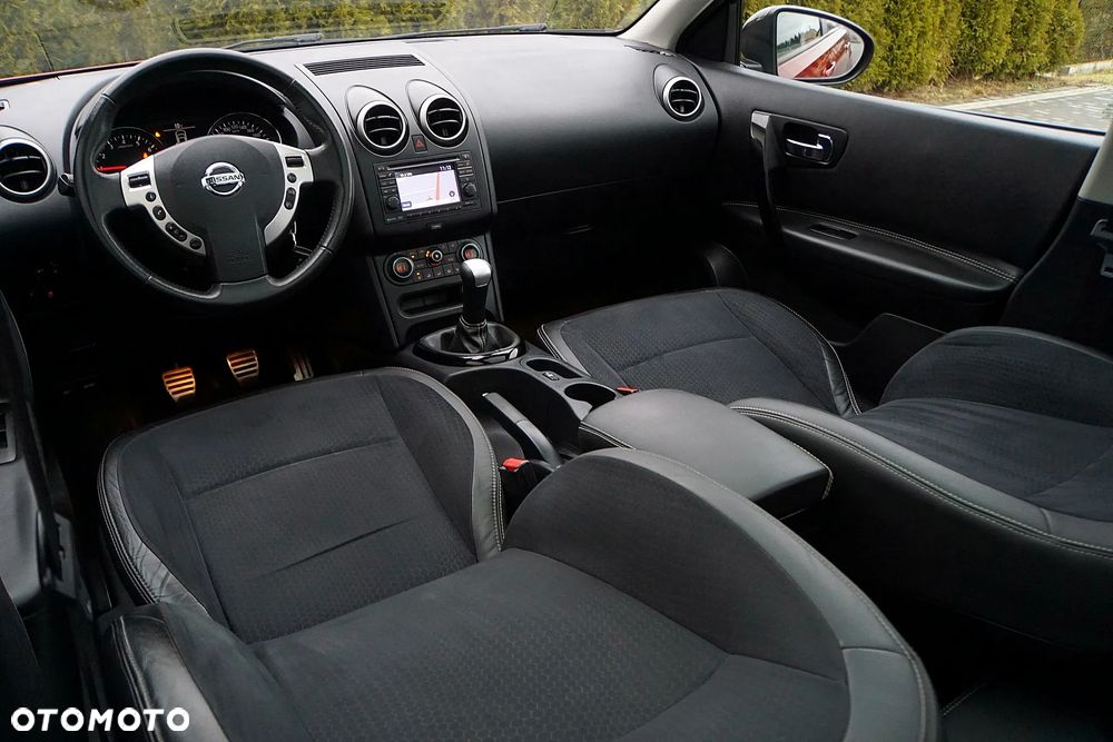 Nissan Qashqai 1.6 I-Way - 22