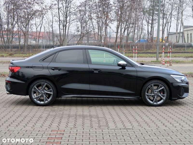 Audi S3 Limousine TFSI Quattro S tronic - 4