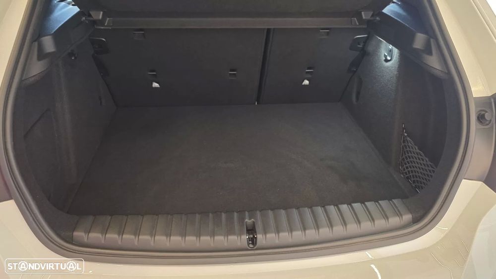 BMW 116 d Pack Desportivo M - 23