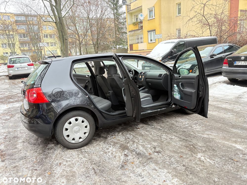 Volkswagen Golf 1.6 FSI Trendline Tiptr - 6