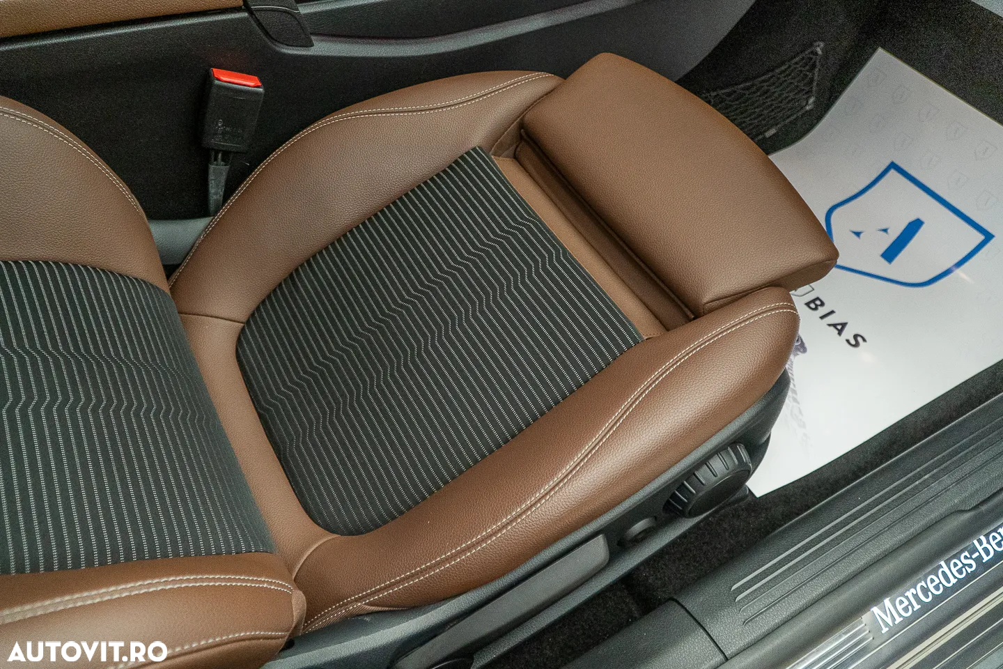 Mercedes-Benz CLA 180 d 7G-DCT Progressive - 40