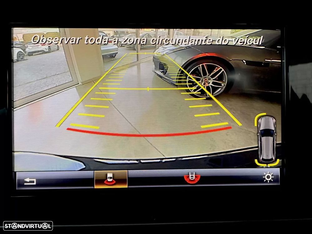 Mercedes-Benz C 200 d AMG Line - 37