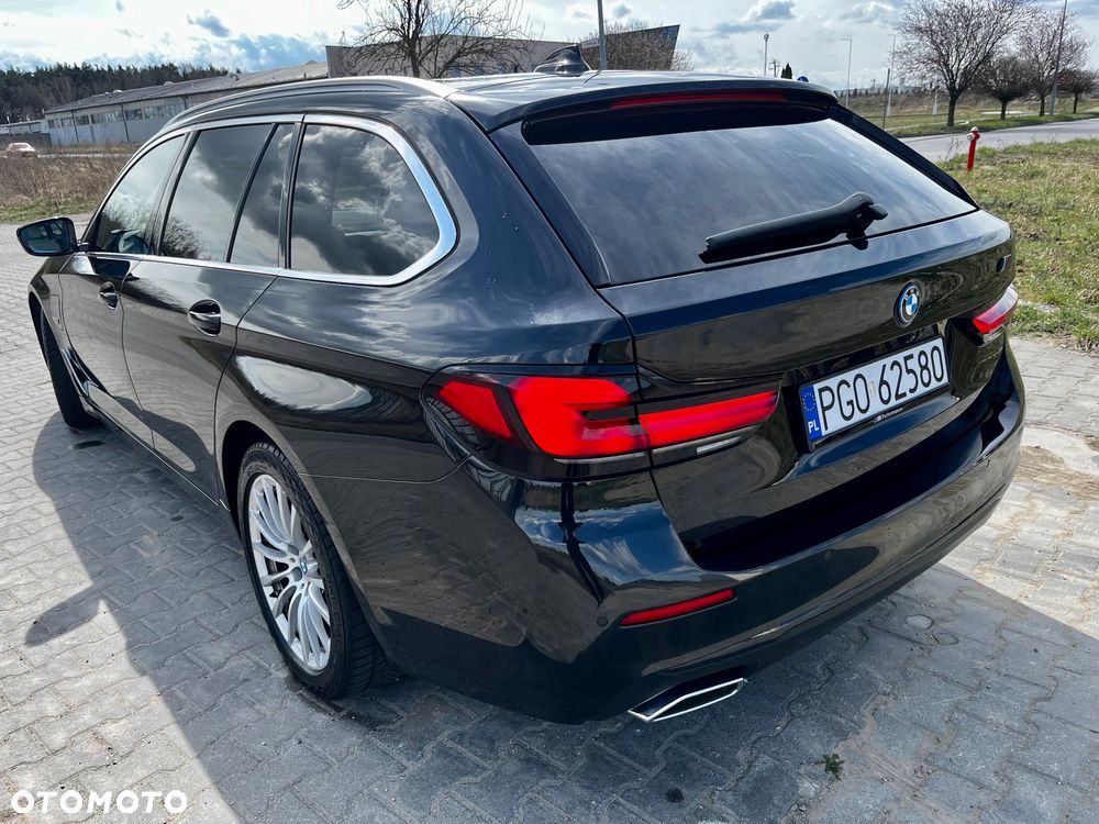 BMW Seria 5 ver-530e - 4