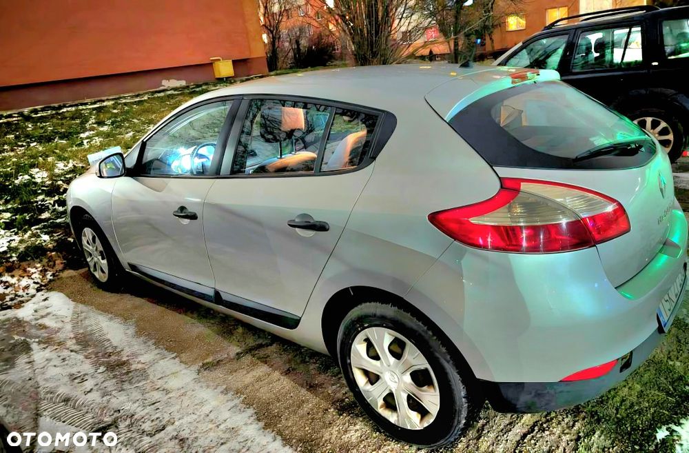 Renault Megane 1.5 dCi Dynamique - 1