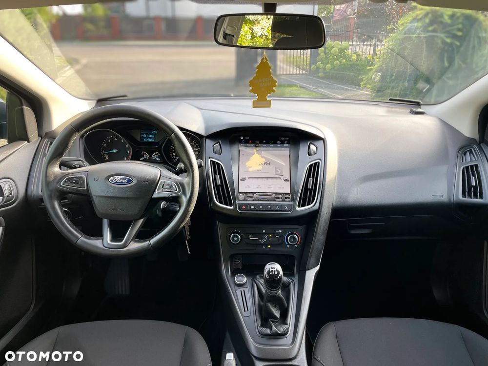 Ford Focus 1.6 Trend - 8