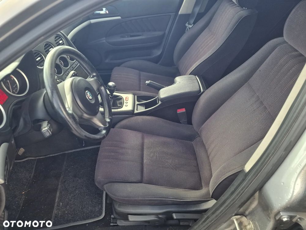 Alfa Romeo 159 2.2 JTS 16V Progression - 14