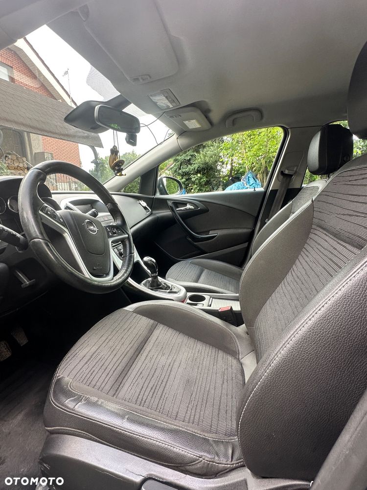 Opel Astra 1.4 T Cosmo - 12