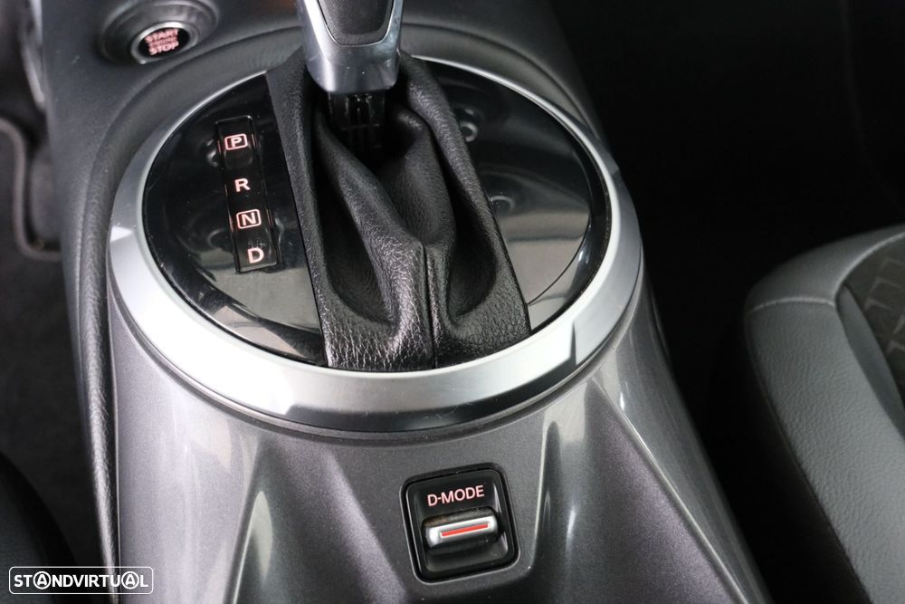 Nissan Juke 1.0 DIG-T N-Connecta DCT - 28