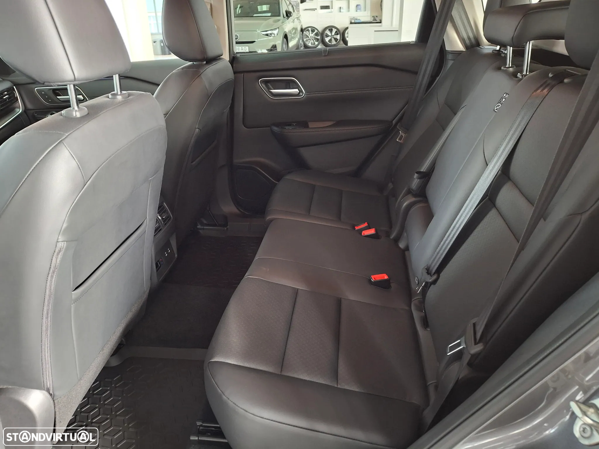 Nissan X-Trail 1.5 VC T N-Trek 7L - 7