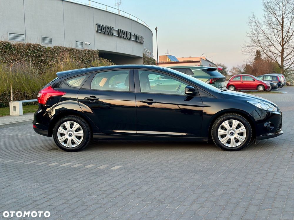 Ford Focus 1.6 TDCi DPF Start-Stopp-System SYNC Edition - 13