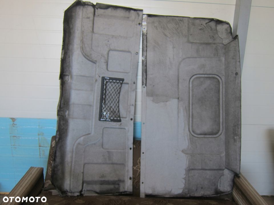 OSŁONA WYKŁADZINA ŚCIANY GRODZIOWEJ IVECO DAILY - 1