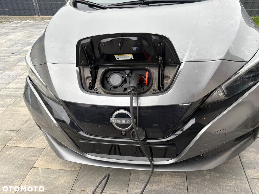 Nissan Leaf - 10