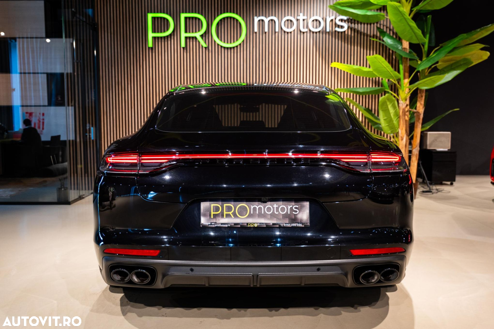 Porsche Panamera - 31