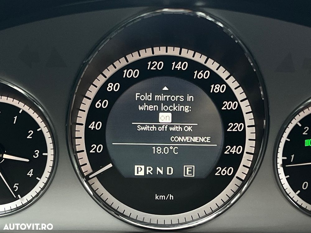 Mercedes-Benz E 250 CDI Coupe 7G-TRONIC - 32