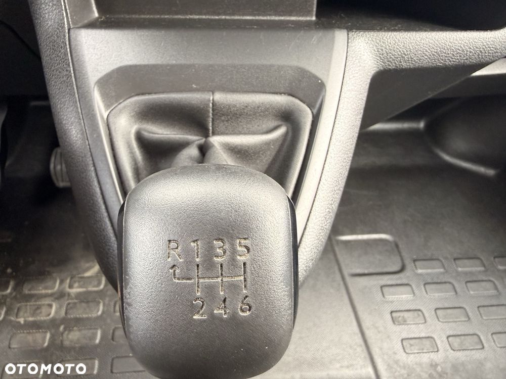 Peugeot Expert Long długi Proace Jumpy - 13
