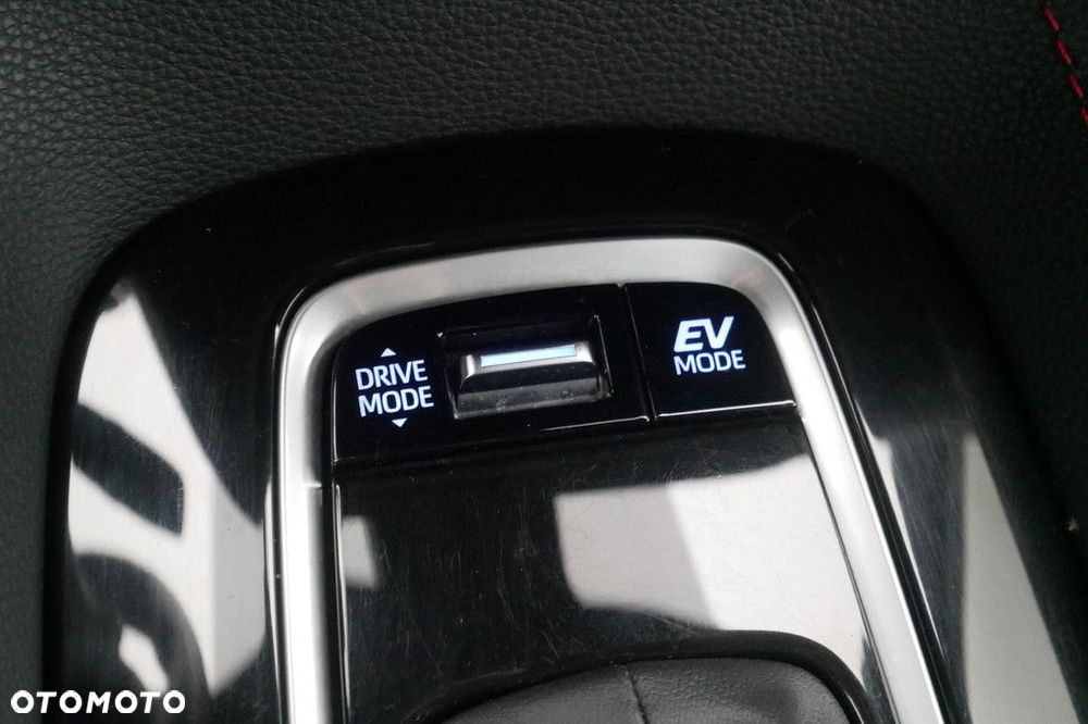 Toyota Corolla - 23