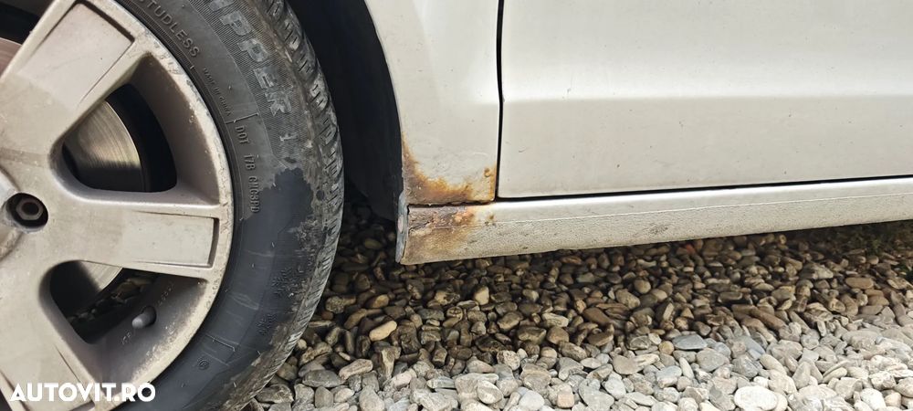 Volkswagen Polo - 4
