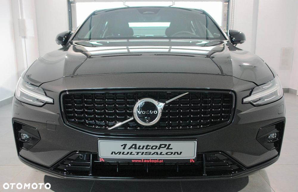Volvo S60 B5 B AWD Ultimate Dark - 2