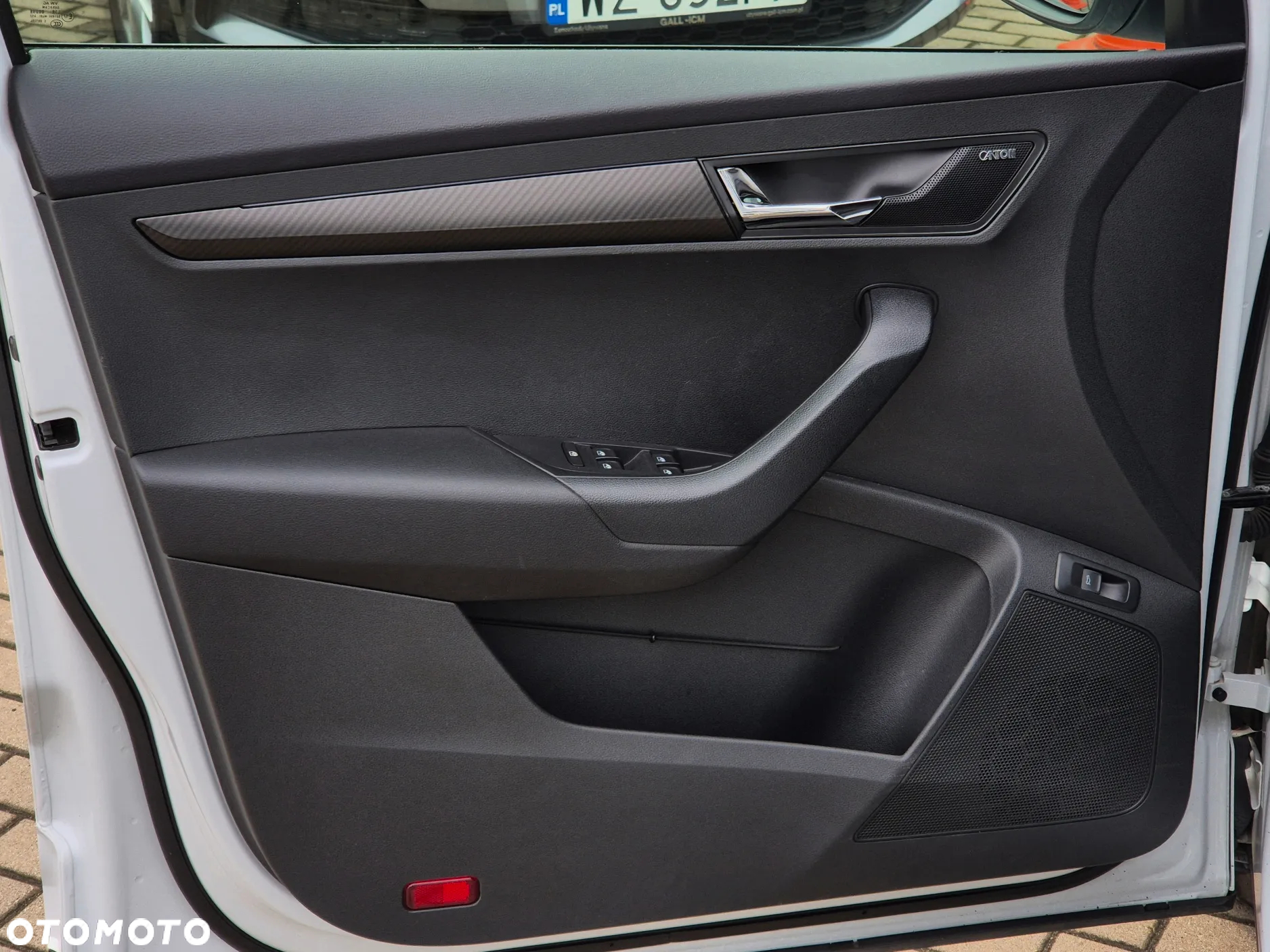 Skoda Karoq 1.5 TSI ACT 4x2 Sportline DSG - 16