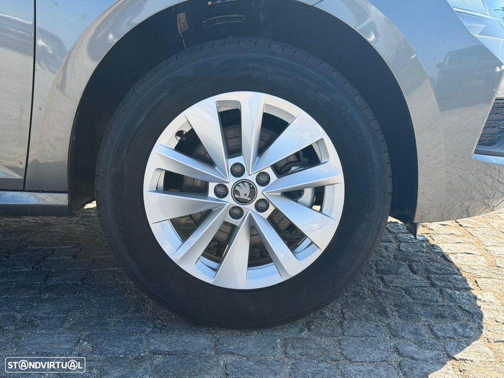 Skoda Kamiq 1.0 TSI DSG - 18